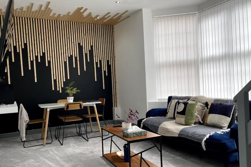 Luxury 2 Bed Duplex Apartment By Yo Room! - Leicester City- Free Parking Exterior foto